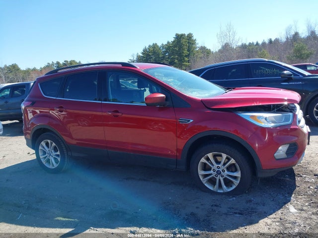 1FMCU9GD0HUE27614 Ford ESCAPE SE