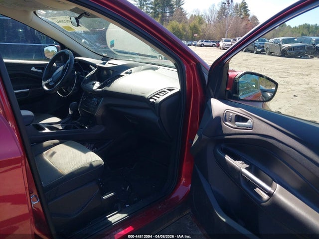 1FMCU9GD0HUE27614 Ford ESCAPE SE