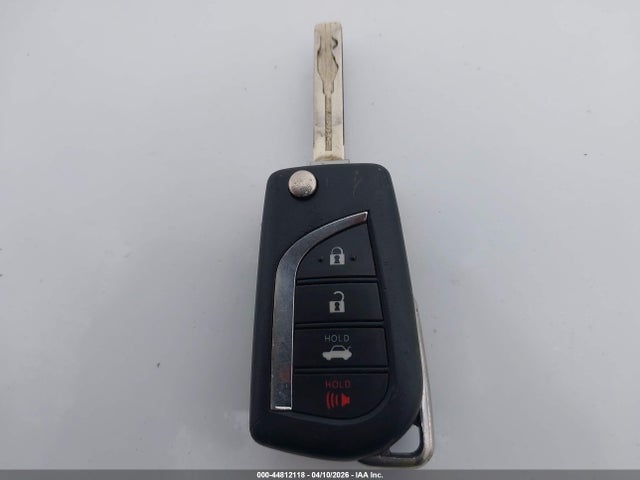 44812118 :رقم المزاد ، JTDS4RCE8LJ028930 vin ، 2020 Toyota Corolla Se مزاد بيع