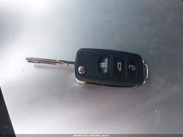 3VWF17AT7GM602150 Volkswagen Beetle 1.8t Fleet Edition