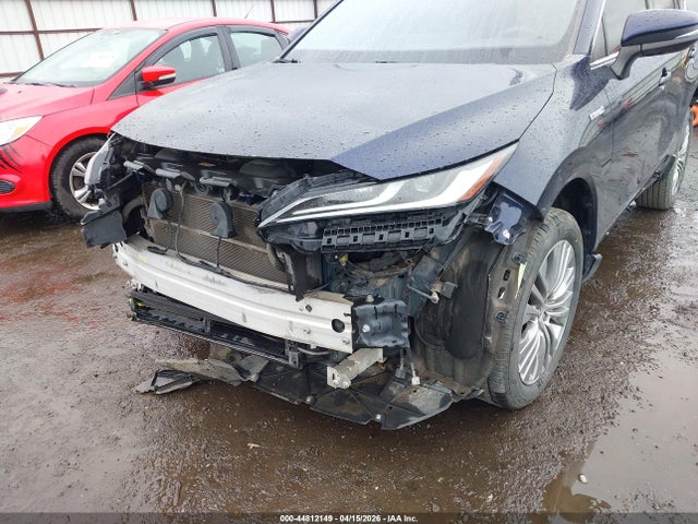 Toyota Venza Limited 2021 JTEAAAAH8MJ040141 Image 18