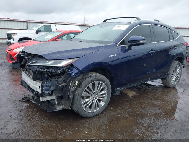 Toyota Venza Limited 2021 JTEAAAAH8MJ040141 Image 2