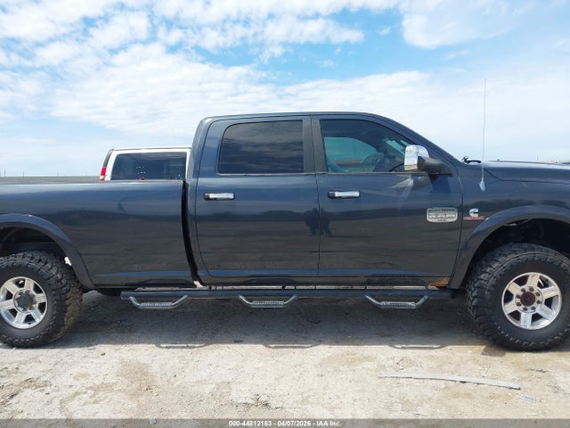 44812153 :رقم المزاد ، 3C6UR5LL6DG570829 vin ، 2013 Ram 2500 Laramie Longhorn مزاد بيع