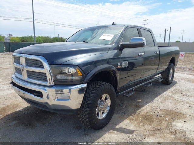 44812153 :رقم المزاد ، 3C6UR5LL6DG570829 vin ، 2013 Ram 2500 Laramie Longhorn مزاد بيع