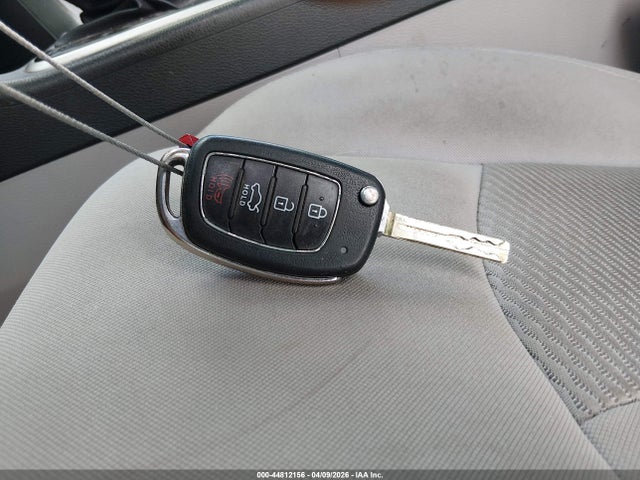 Продаж на аукціоні авто 2019 Hyundai Sonata Se, vin: 5NPE24AF5KH762921, номер лоту: 44812156