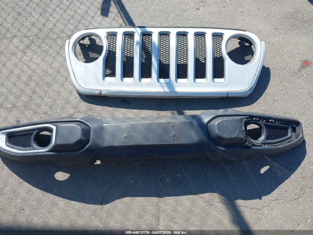2020 Jeep Wrangler Unlimited Sahara 4x4 მანქანა იყიდება აუქციონზე, vin: 1C4HJXEG1LW211501, აუქციონის ნომერი: 44812176