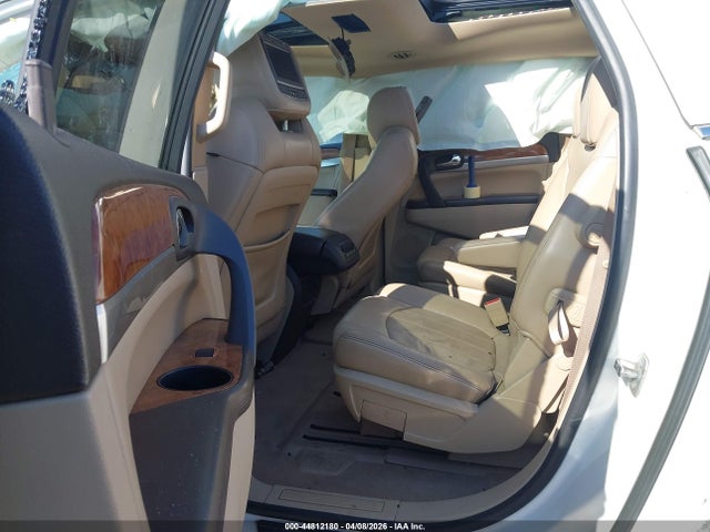 44812180 :رقم المزاد ، 5GALVBED2AJ137122 vin ، 2010 Buick Enclave 1xl مزاد بيع