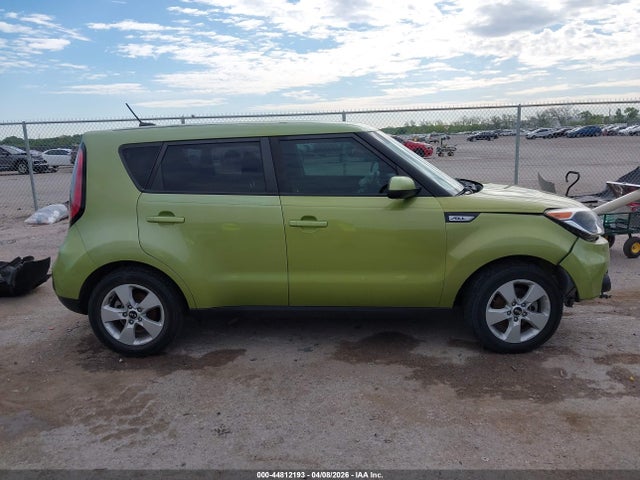 2019 Kia Soul მანქანა იყიდება აუქციონზე, vin: KNDJN2A24K7911055, აუქციონის ნომერი: 44812193
