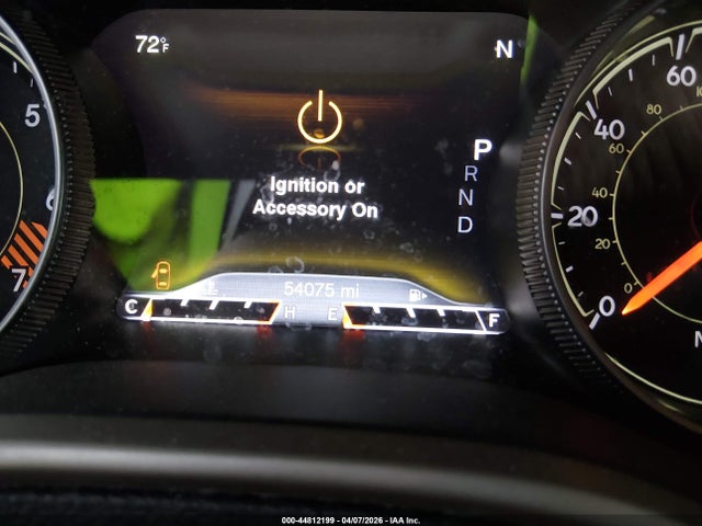 44812199 :رقم المزاد ، 1C4PJLDB6FW505670 vin ، 2015 Jeep Cherokee Limited مزاد بيع