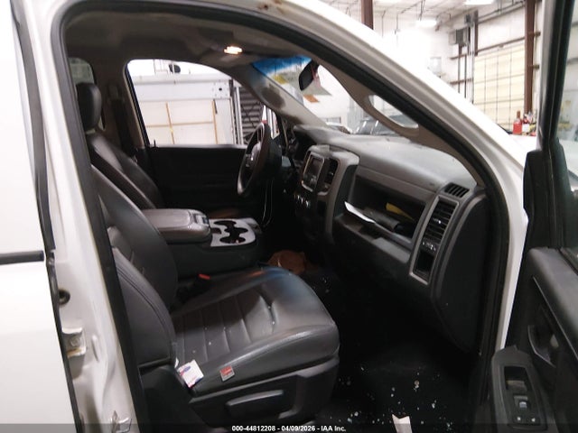 2018 Ram 3500 Tradesman  4x4 8' Box მანქანა იყიდება აუქციონზე, vin: 3C63R3GLXJG200229, აუქციონის ნომერი: 44812208