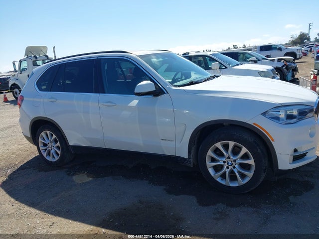 44812214 :رقم المزاد ، 5UXKR0C50G0P25919 vin ، 2016 Bmw X5 Xdrive35i مزاد بيع
