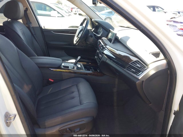 2016 BMW X5 5UXKR0C50G0P25919 Photo 4