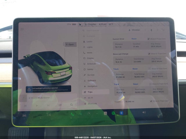 Продажа на аукционе авто 2022 Tesla Model 3 Long Range Dual Motor All-wheel Drive, vin: 5YJ3E1EBXNF105586, номер лота: 44812225