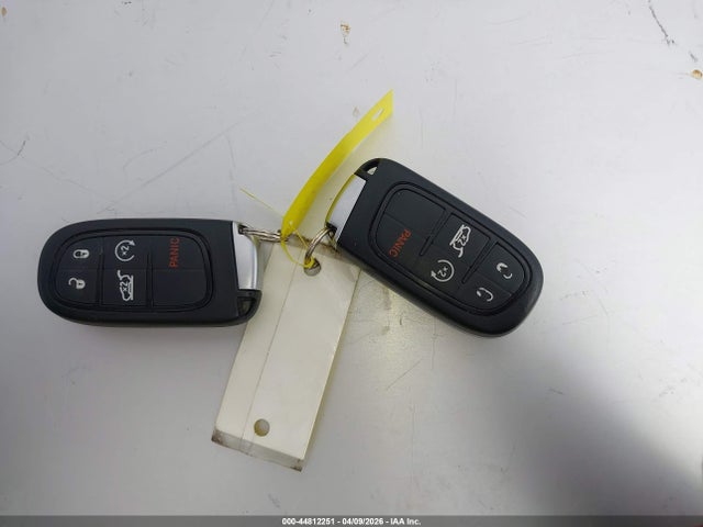 Продажа на аукционе авто 2019 Jeep Cherokee Limited 4x4, vin: 1C4PJMDX1KD476859, номер лота: 44812251
