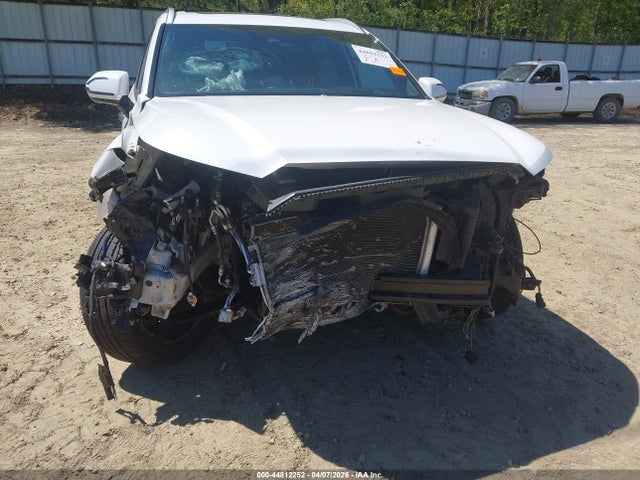 Продажа на аукционе авто 2022 Hyundai Palisade Calligraphy, vin: KM8R74HE1NU471452, номер лота: 44812252