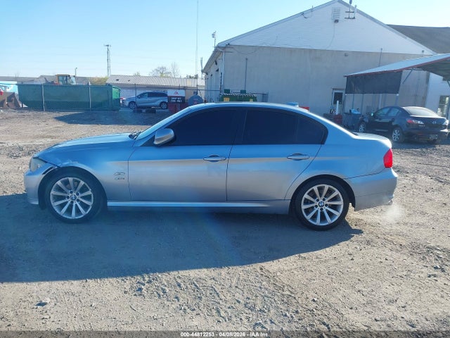 2011 Bmw 328i Xdrive მანქანა იყიდება აუქციონზე, vin: WBAPK5C56BA658414, აუქციონის ნომერი: 44812253