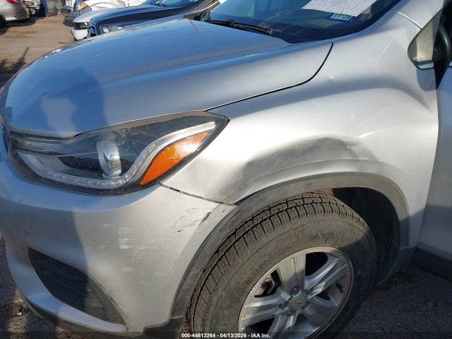 2018 Chevrolet Trax Lt მანქანა იყიდება აუქციონზე, vin: KL7CJLSB0JB715356, აუქციონის ნომერი: 44812264