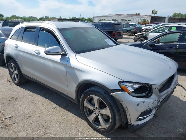 Auction sale of the 2017 Mercedes-benz Glc 300, vin: WDC0G4JB2HF180765, lot number: 44812266