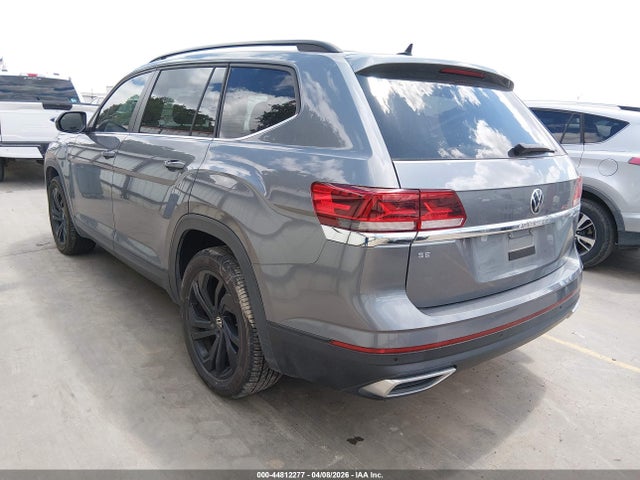 44812277 :رقم المزاد ، 1V2JP2CA2NC555178 vin ، 2022 Volkswagen Atlas 2.0t Se W/technology مزاد بيع