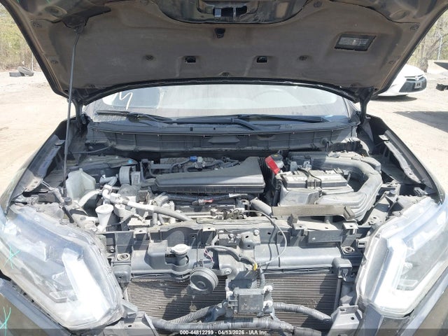 2019 NISSAN ROGUE 5N1AT2MV2KC752647 Photo 9
