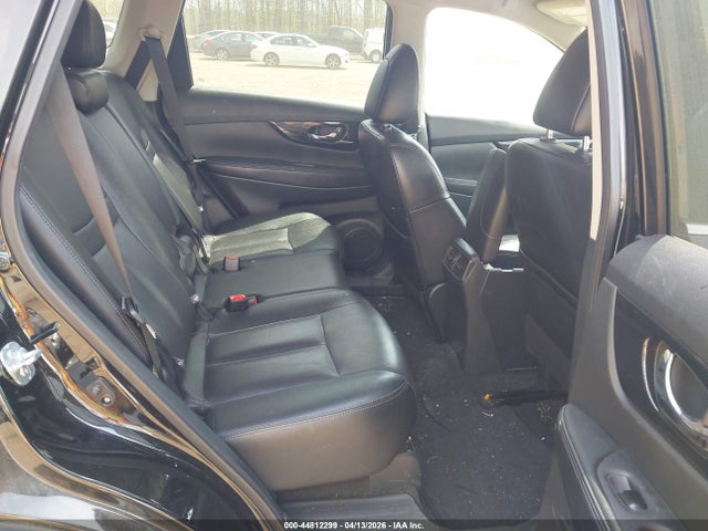 2019 NISSAN ROGUE 5N1AT2MV2KC752647 Photo 7