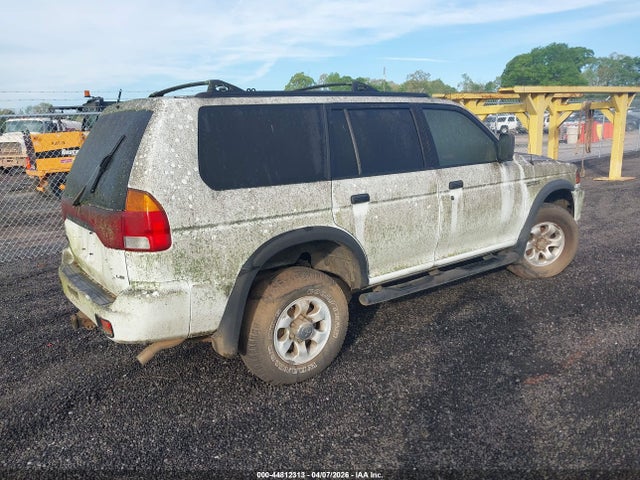 1999 MITSUBISHI MONTERO SPORT JA4LS31H0XP035517 Photo 3