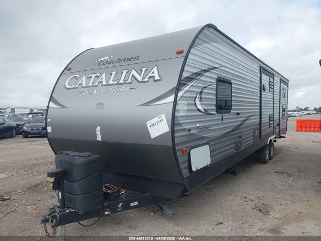Coachmen Catalina 2017 5ZT2CAYB7JT011426 Image 2