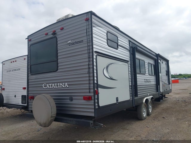 Coachmen Catalina 2017 5ZT2CAYB7JT011426 Image 4