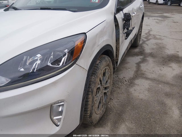 Продажа на аукционе авто 2020 Ford Escape Sel, vin: 1FMCU0H67LUC71947, номер лота: 44812329