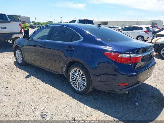 2014 Lexus Es 350 მანქანა იყიდება აუქციონზე, vin: JTHBK1GG1E2140015, აუქციონის ნომერი: 44812330