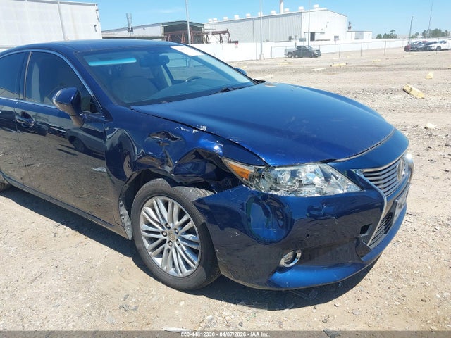 2014 Lexus Es 350 მანქანა იყიდება აუქციონზე, vin: JTHBK1GG1E2140015, აუქციონის ნომერი: 44812330