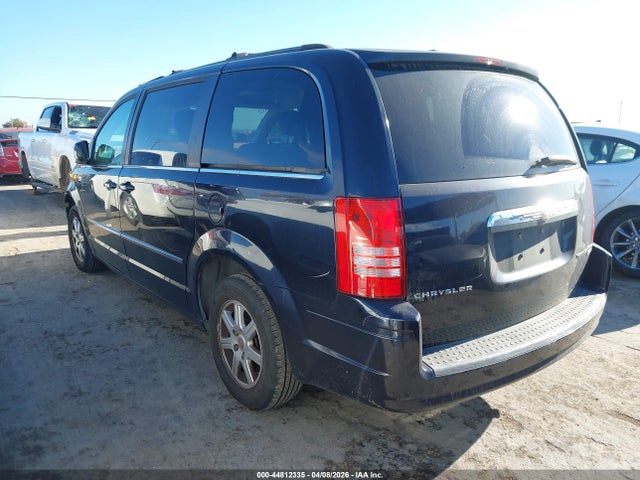 44812335 :رقم المزاد ، 2A4RR5D17AR148953 vin ، 2010 Chrysler Town & Country Touring مزاد بيع