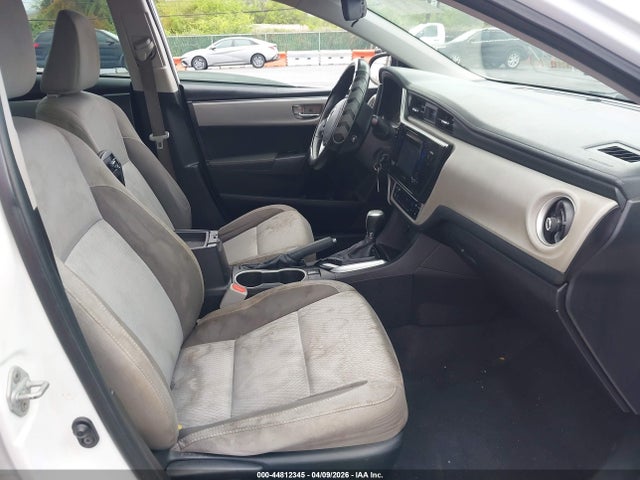 Aukcja sprzedaży 2017 Toyota Corolla Le, vin: 5YFBURHE4HP587810, numer aukcji: 44812345