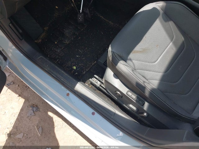 3VWGX7BU4SM019716 Volkswagen Jetta 1.5t Sel