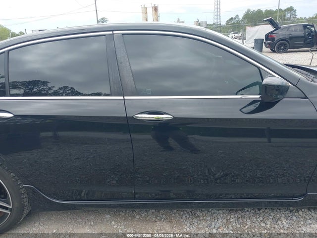 1HGCR2F52HA161569 Honda Accord Sport