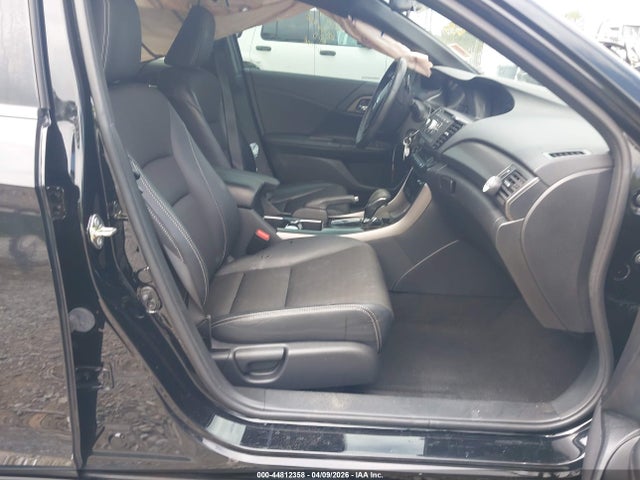 1HGCR2F52HA161569 Honda Accord Sport