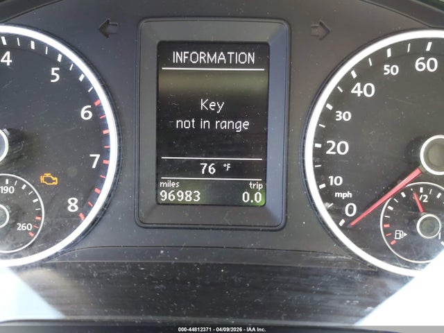 44812371 :رقم المزاد ، WVGAV7AX0CW601044 vin ، 2012 Volkswagen Tiguan Se مزاد بيع