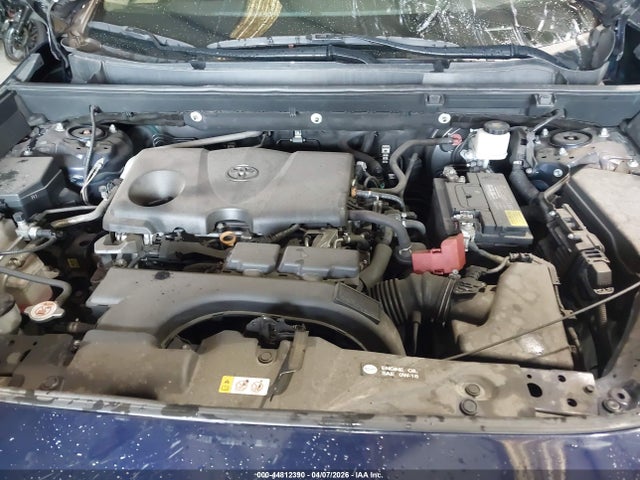 44812390 :رقم المزاد ، 2T3W1RFV0KC023535 vin ، 2019 Toyota Rav4 Xle مزاد بيع