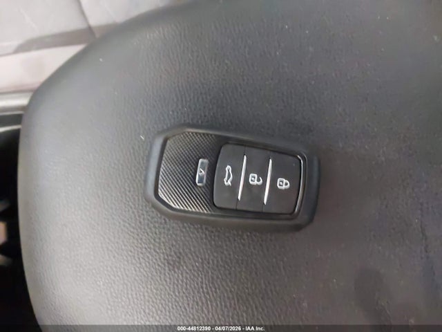 44812390 :رقم المزاد ، 2T3W1RFV0KC023535 vin ، 2019 Toyota Rav4 Xle مزاد بيع