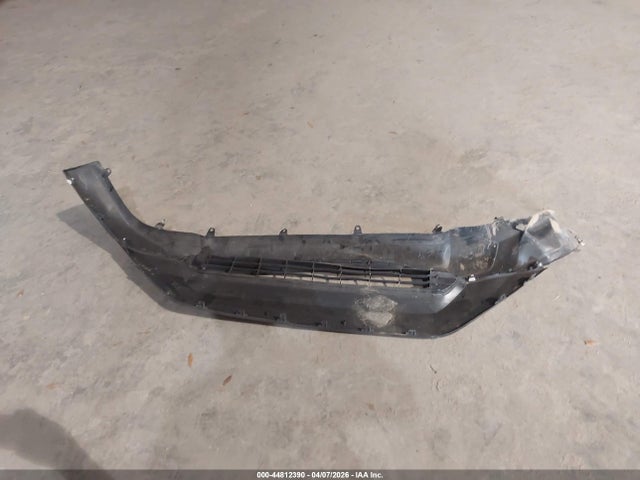 44812390 :رقم المزاد ، 2T3W1RFV0KC023535 vin ، 2019 Toyota Rav4 Xle مزاد بيع