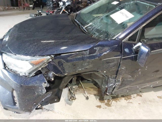 44812390 :رقم المزاد ، 2T3W1RFV0KC023535 vin ، 2019 Toyota Rav4 Xle مزاد بيع