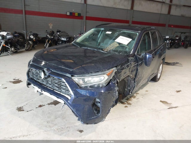 44812390 :رقم المزاد ، 2T3W1RFV0KC023535 vin ، 2019 Toyota Rav4 Xle مزاد بيع