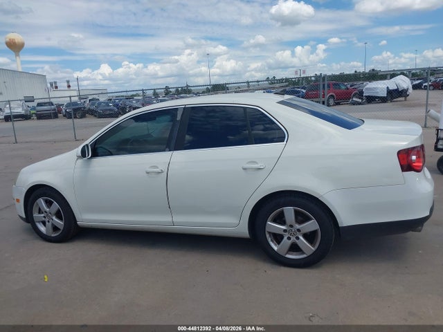 Продажа на аукционе авто 2008 Volkswagen Jetta Se/sel, vin: 3VWRZ71K18M190628, номер лота: 44812392
