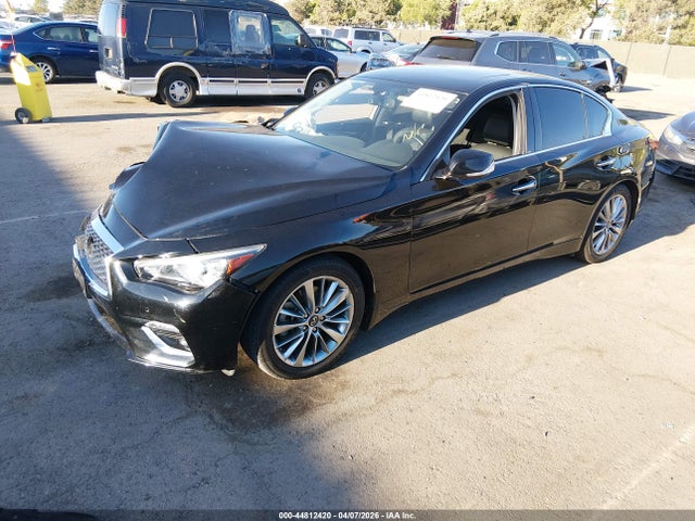 JN1EV7BP1NM310218 Infiniti Q50