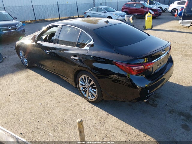 JN1EV7BP1NM310218 Infiniti Q50
