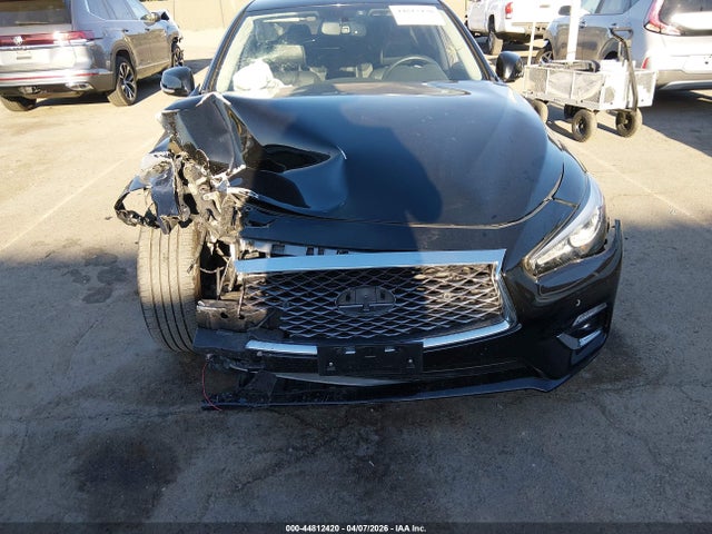 JN1EV7BP1NM310218 Infiniti Q50