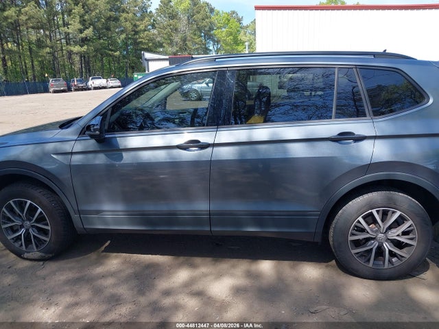 2021 Volkswagen Tiguan 2.0t S მანქანა იყიდება აუქციონზე, vin: 3VV0B7AX9MM150921, აუქციონის ნომერი: 44812447