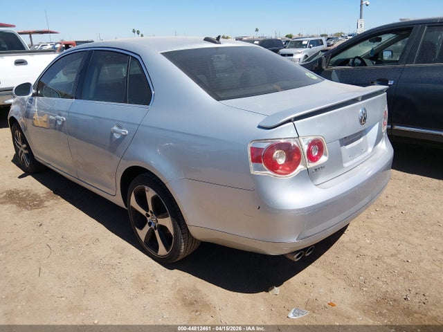 44812461 :رقم المزاد ، 3VWRG71K86M841241 vin ، 2006 Volkswagen Jetta 2.5 مزاد بيع