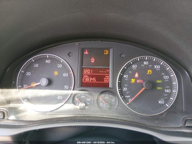 44812461 :رقم المزاد ، 3VWRG71K86M841241 vin ، 2006 Volkswagen Jetta 2.5 مزاد بيع