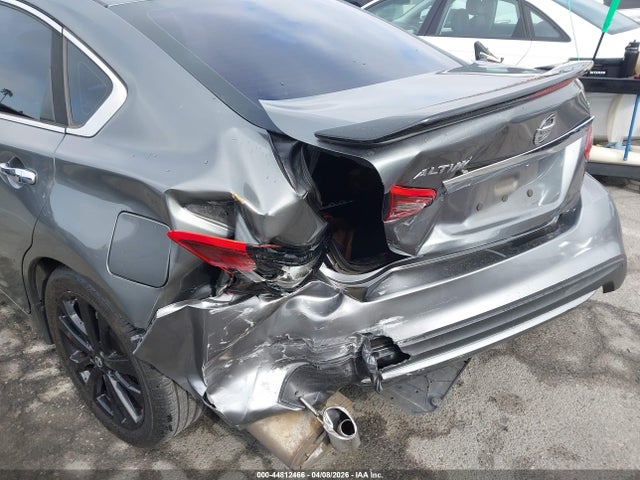 1N4AL3AP5HC489469 Nissan Altima 2.5 Sr